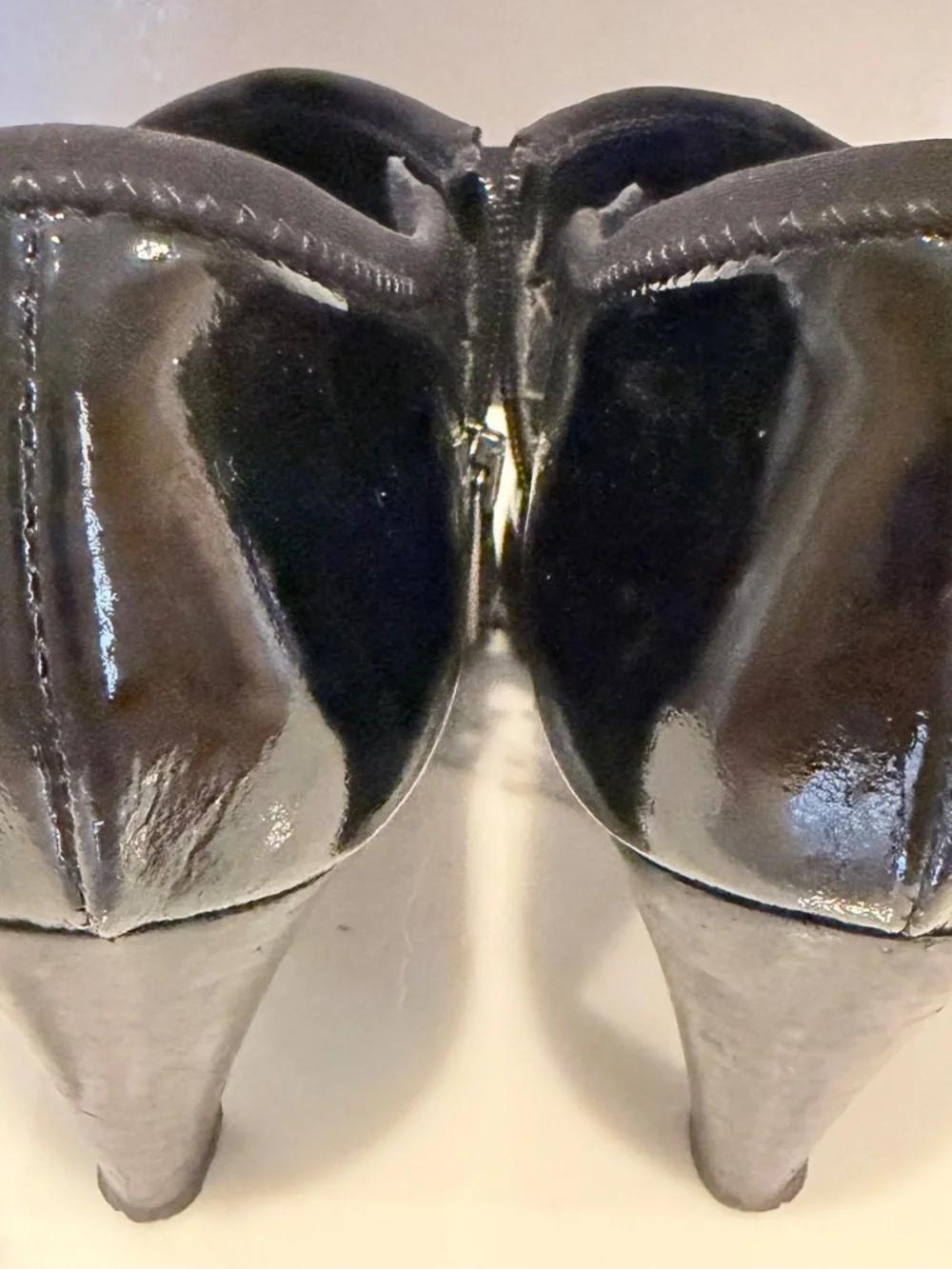 Aquatalia by Marvin K Black Patent Leather Shootie Booties Sz 9